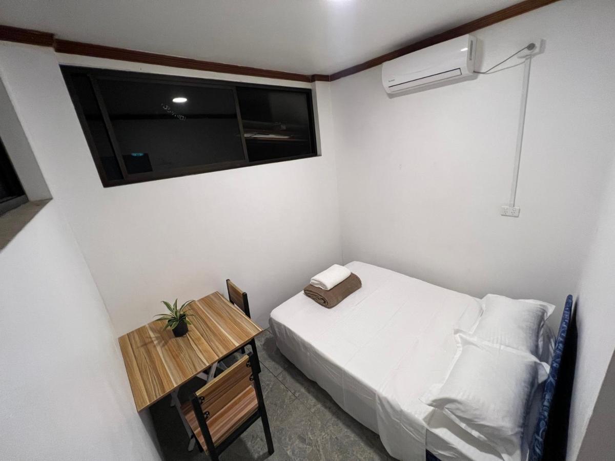 Pasifika Guesthouse Nadi Extérieur photo